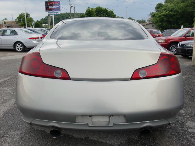 Infiniti G35 2004 photo 1