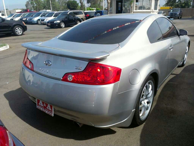 Infiniti G35 2004 photo 4