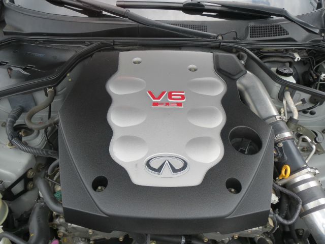 Infiniti G35 2004 photo 1