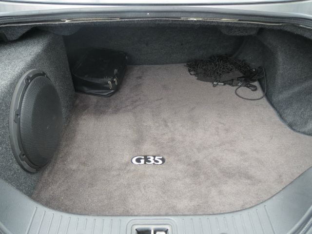 Infiniti G35 2004 photo 15