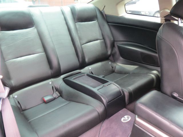 Infiniti G35 2004 photo 17