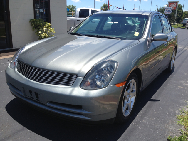 Infiniti G35 2004 photo 3