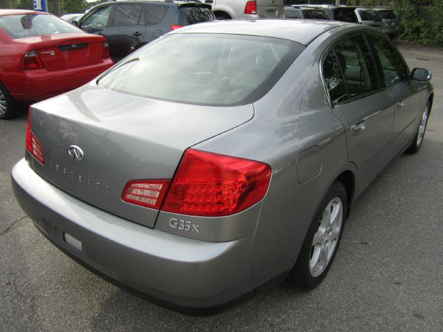 Infiniti G35 2004 photo 20