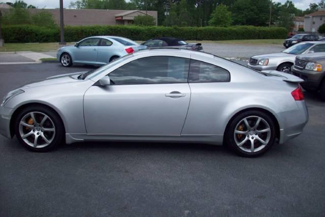 Infiniti G35 Base Coupe