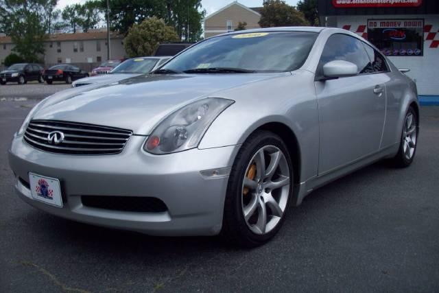 Infiniti G35 2004 photo 1