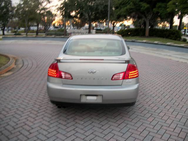 Infiniti G35 2004 photo 4