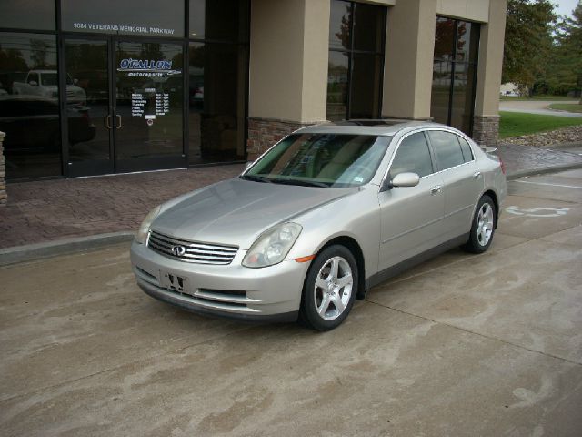 Infiniti G35 2004 photo 4