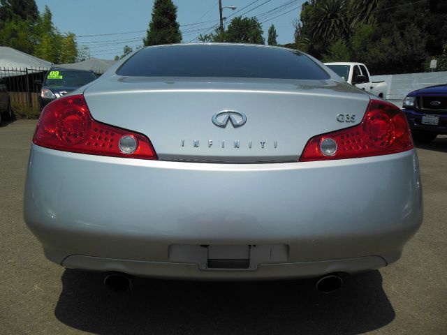 Infiniti G35 XB - ONE Owner Coupe