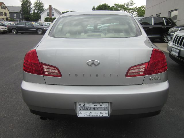 Infiniti G35 2004 photo 1