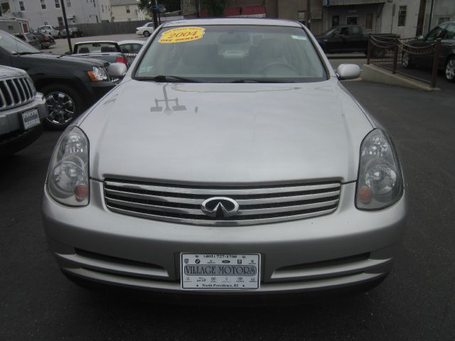 Infiniti G35 2004 photo 4