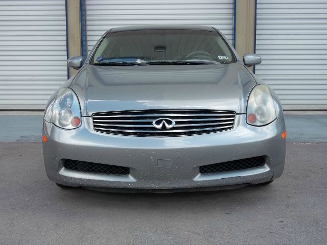 Infiniti G35 2004 photo 3