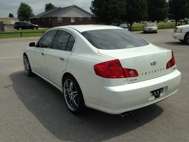 Infiniti G35 2005 photo 1