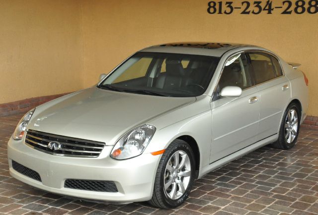 Infiniti G35 2005 photo 23