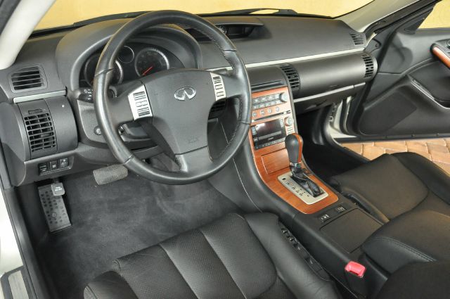 Infiniti G35 2005 photo 25