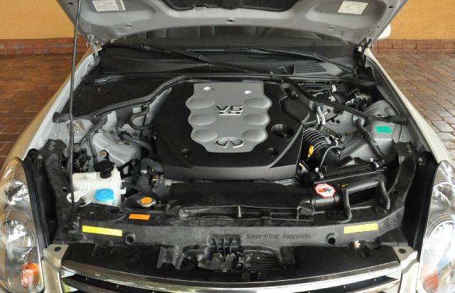 Infiniti G35 2005 photo 4