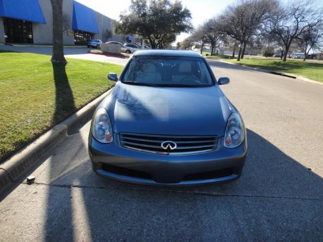 Infiniti G35 2005 photo 1