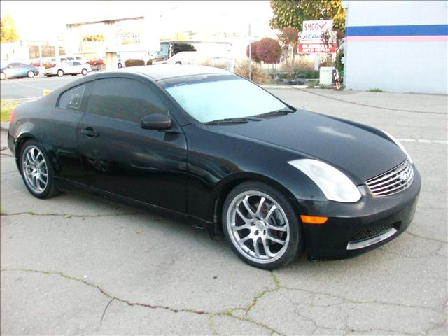 Infiniti G35 2005 photo 1