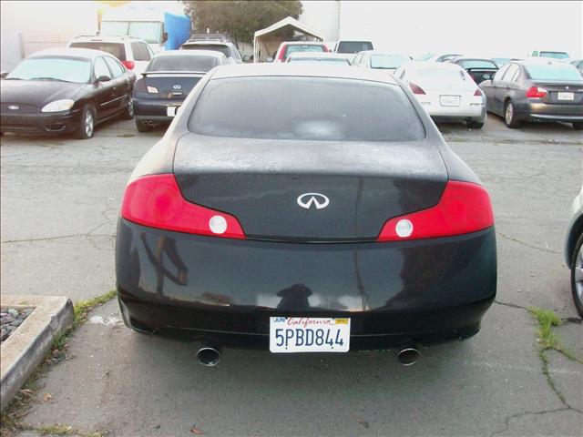 Infiniti G35 2005 photo 3