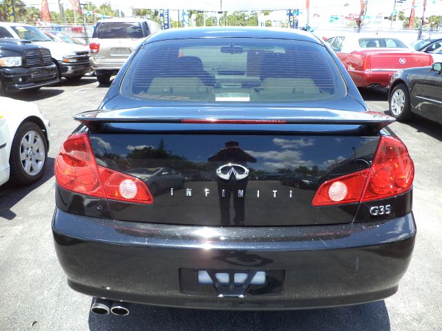 Infiniti G35 2005 photo 15