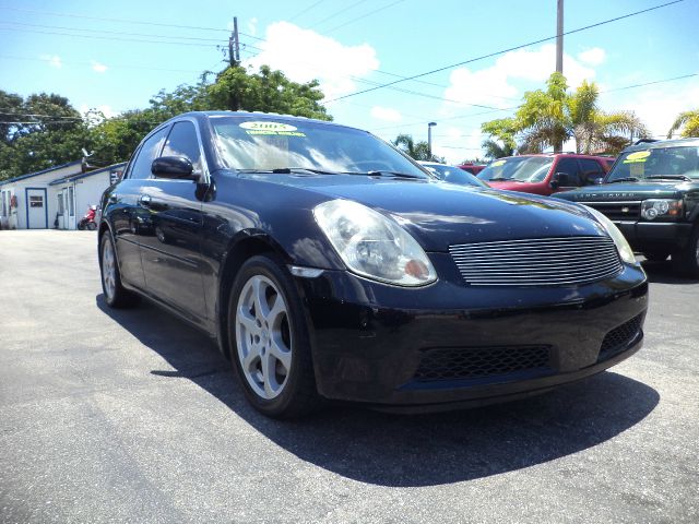 Infiniti G35 2005 photo 17