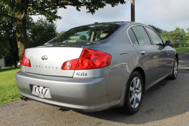 Infiniti G35 2005 photo 3