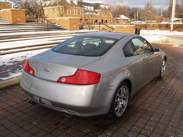 Infiniti G35 2005 photo 3