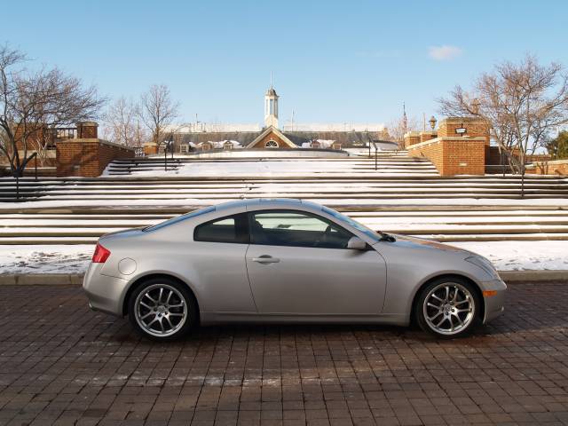 Infiniti G35 2005 photo 4