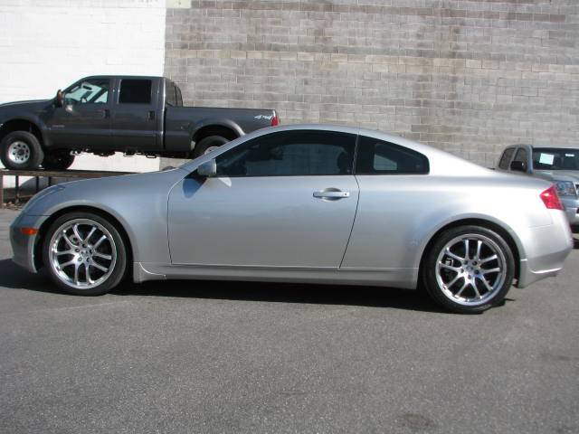 Infiniti G35 Base Coupe