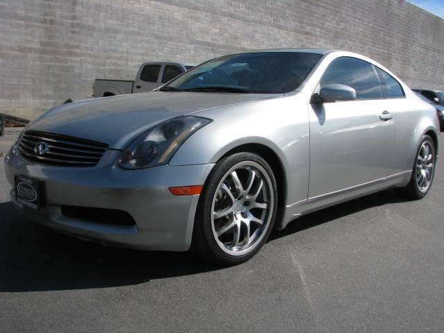 Infiniti G35 2005 photo 1