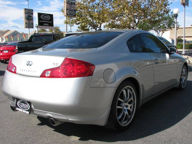 Infiniti G35 2005 photo 4