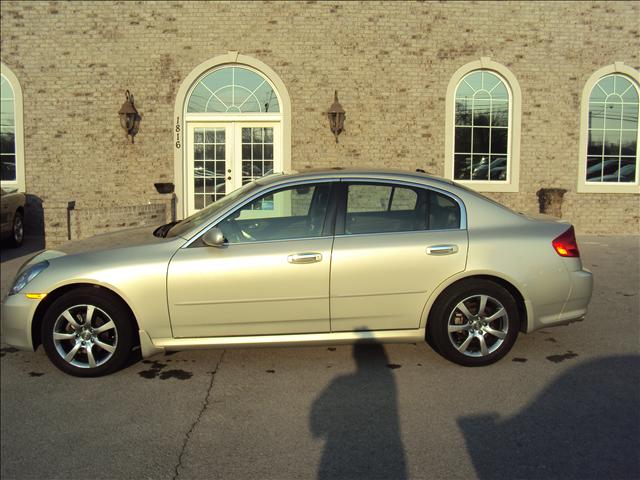 Infiniti G35 2005 photo 1