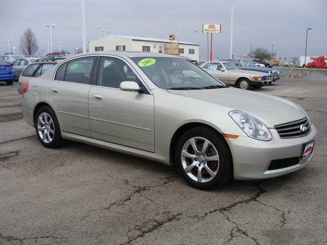 Infiniti G35 2005 photo 1