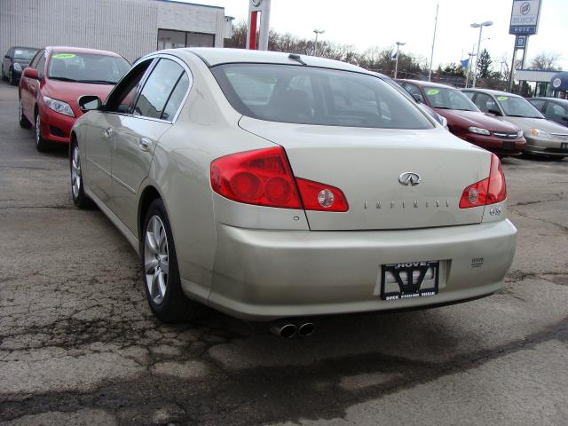 Infiniti G35 2005 photo 3