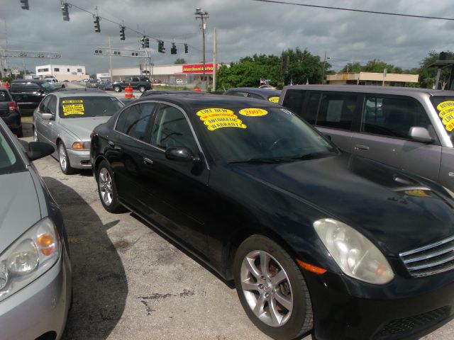 Infiniti G35 2005 photo 10