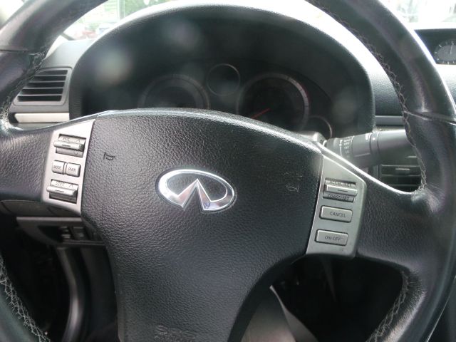 Infiniti G35 2005 photo 6