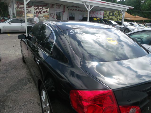 Infiniti G35 2005 photo 9