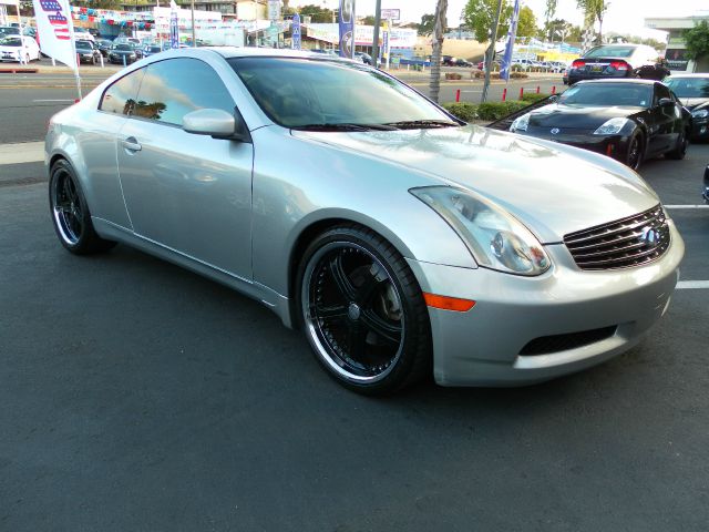 Infiniti G35 2005 photo 1