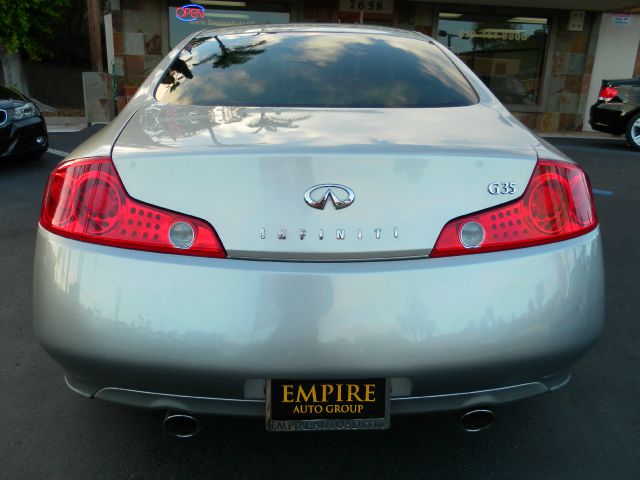 Infiniti G35 2005 photo 2