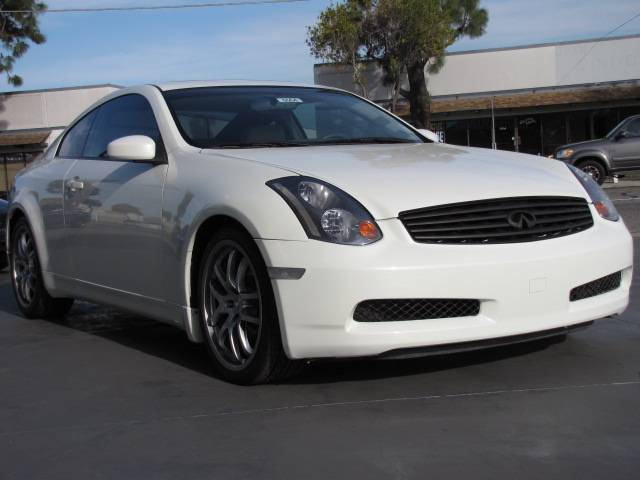 Infiniti G35 2005 photo 2