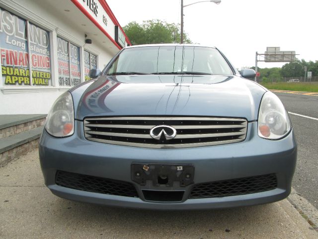 Infiniti G35 2005 photo 2