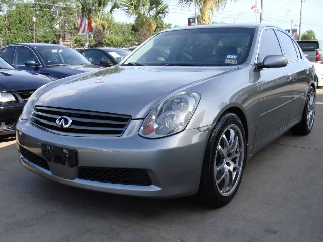 Infiniti G35 2005 photo 4