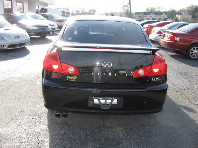 Infiniti G35 2005 photo 3