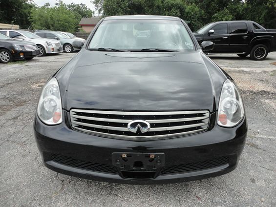 Infiniti G35 2005 photo 13