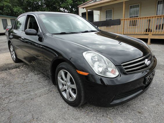 Infiniti G35 2005 photo 17