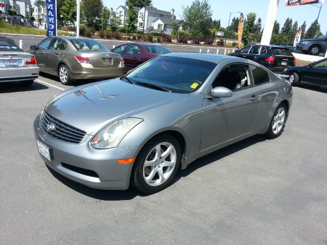 Infiniti G35 2005 photo 1