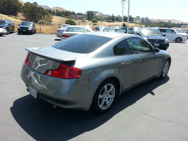 Infiniti G35 2005 photo 22