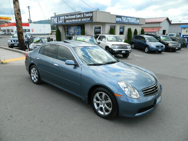 Infiniti G35 2005 photo 4