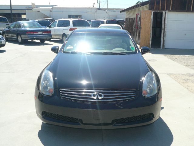 Infiniti G35 2005 photo 4