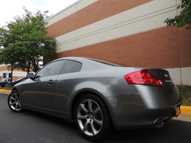 Infiniti G35 2005 photo 1