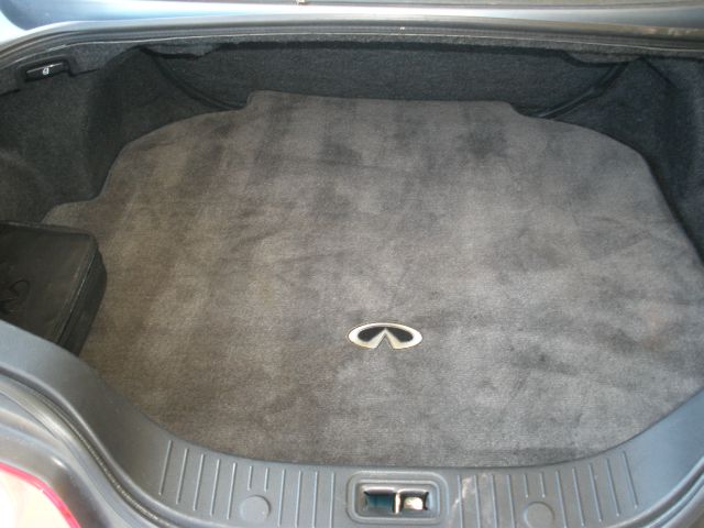 Infiniti G35 2005 photo 15